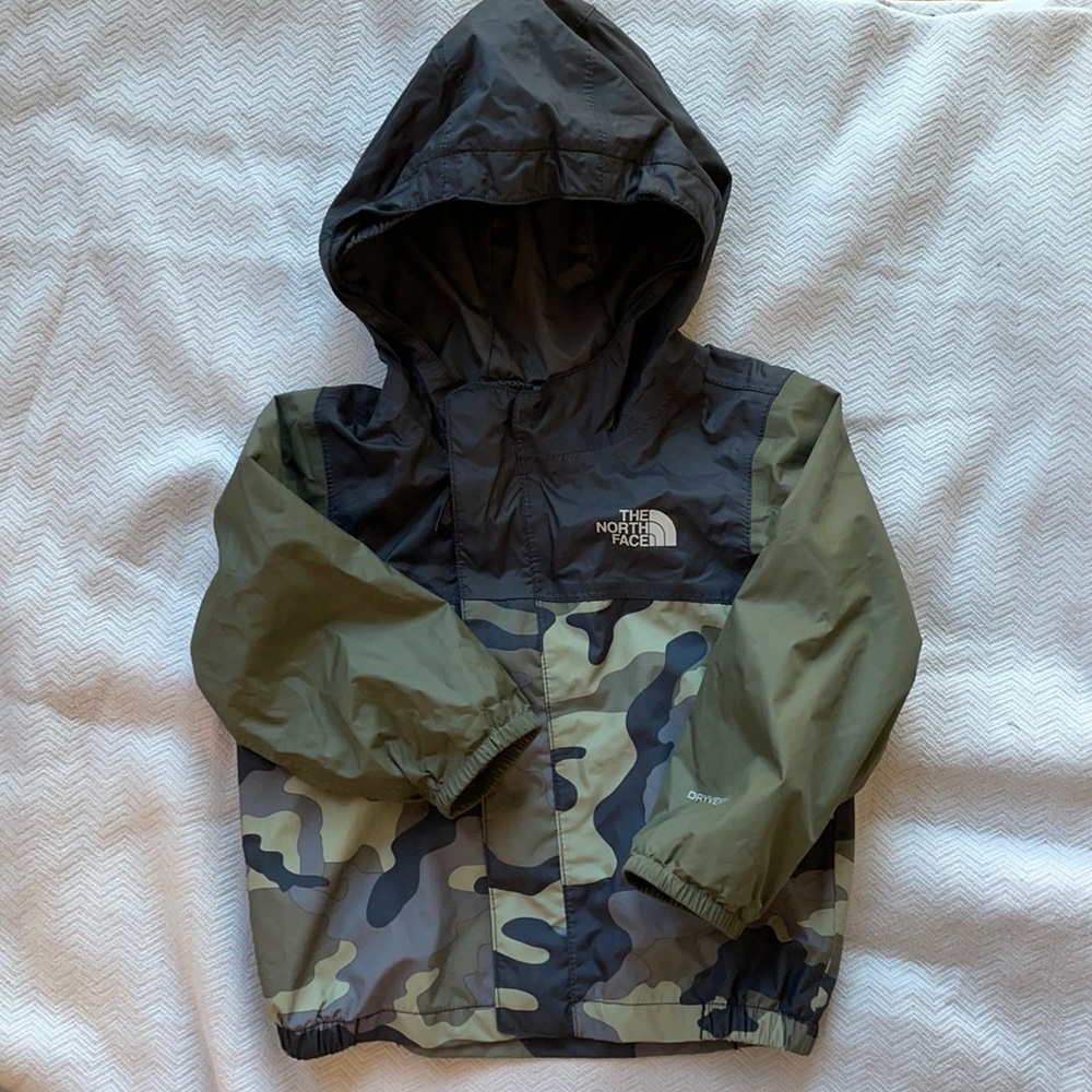 The North Face camo shell/windbreaker sz 12-18 mos